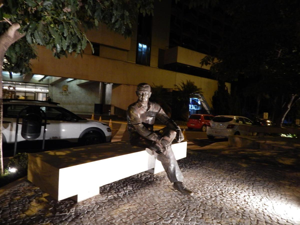 Jk Apart Hotel - Kubitschek Plaza Brasilia Bagian luar foto