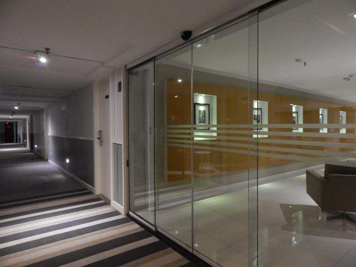 Jk Apart Hotel - Kubitschek Plaza Brasilia Bagian luar foto