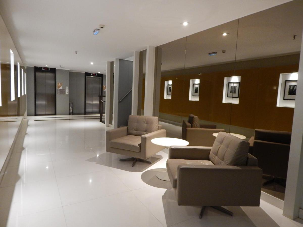 Jk Apart Hotel - Kubitschek Plaza Brasilia Bagian luar foto